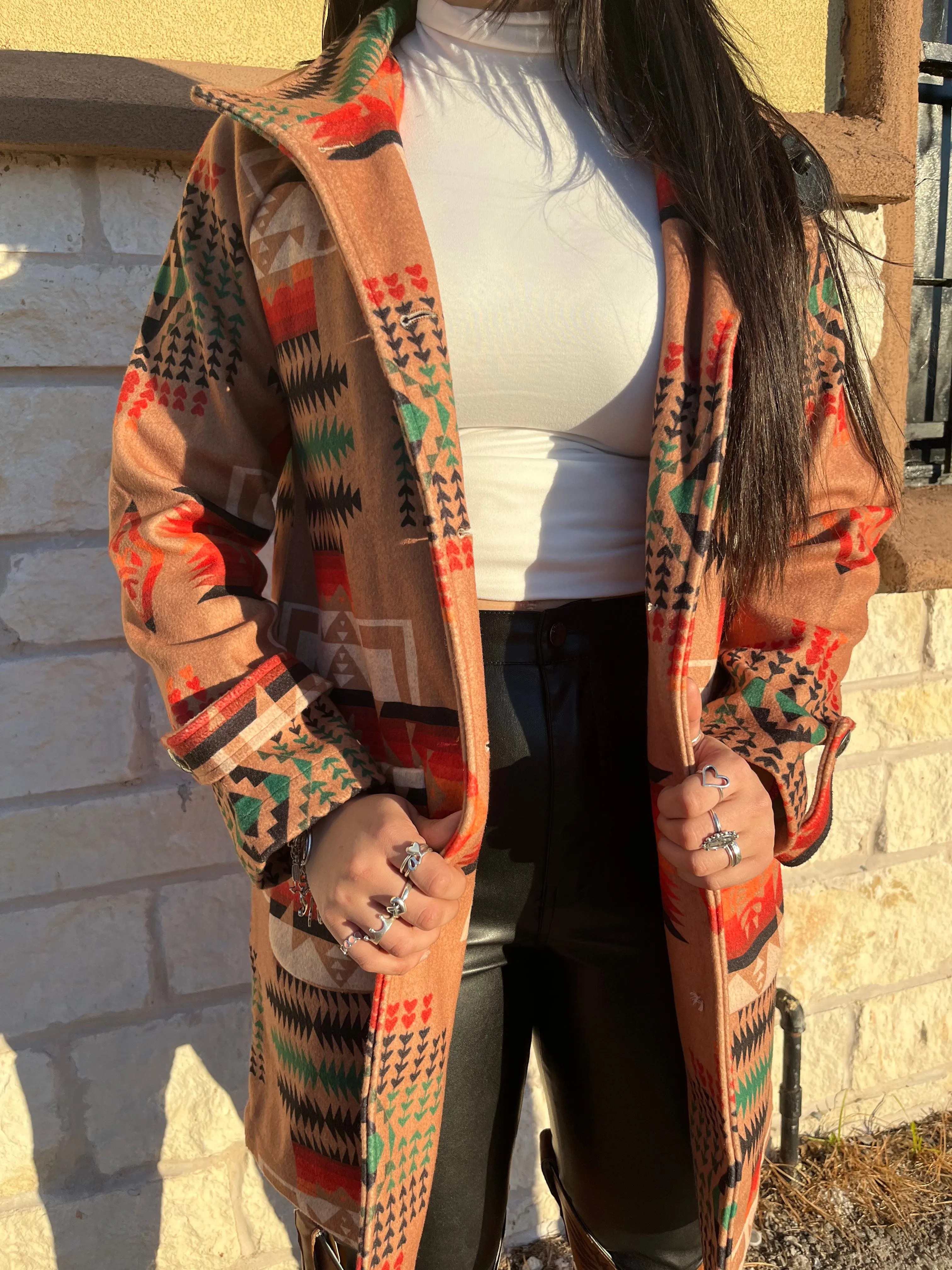 “ Lillie “ | WOMEN COAT WESTERN CAMEL AZTEC