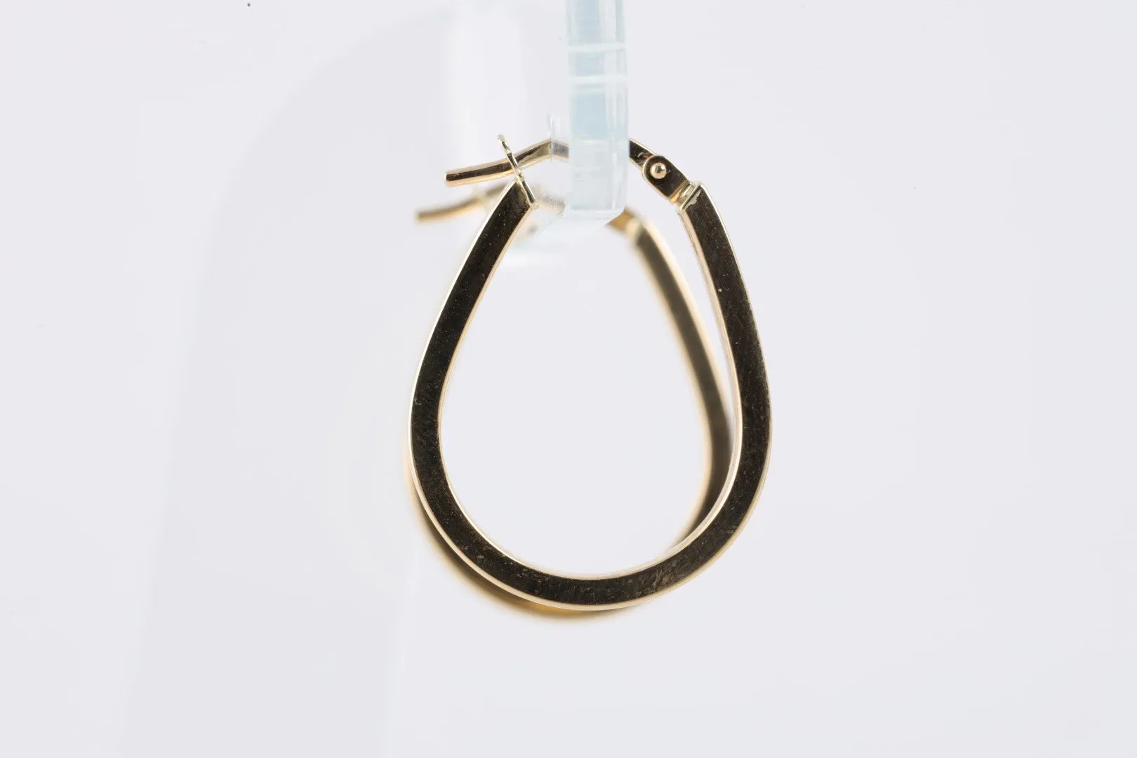 14k Yellow Gold Teardrop Hoop Earrings (1.83g.)