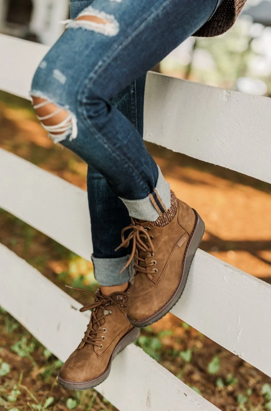 Blowfish Comet Booties- Brown Prospector/Whiskey