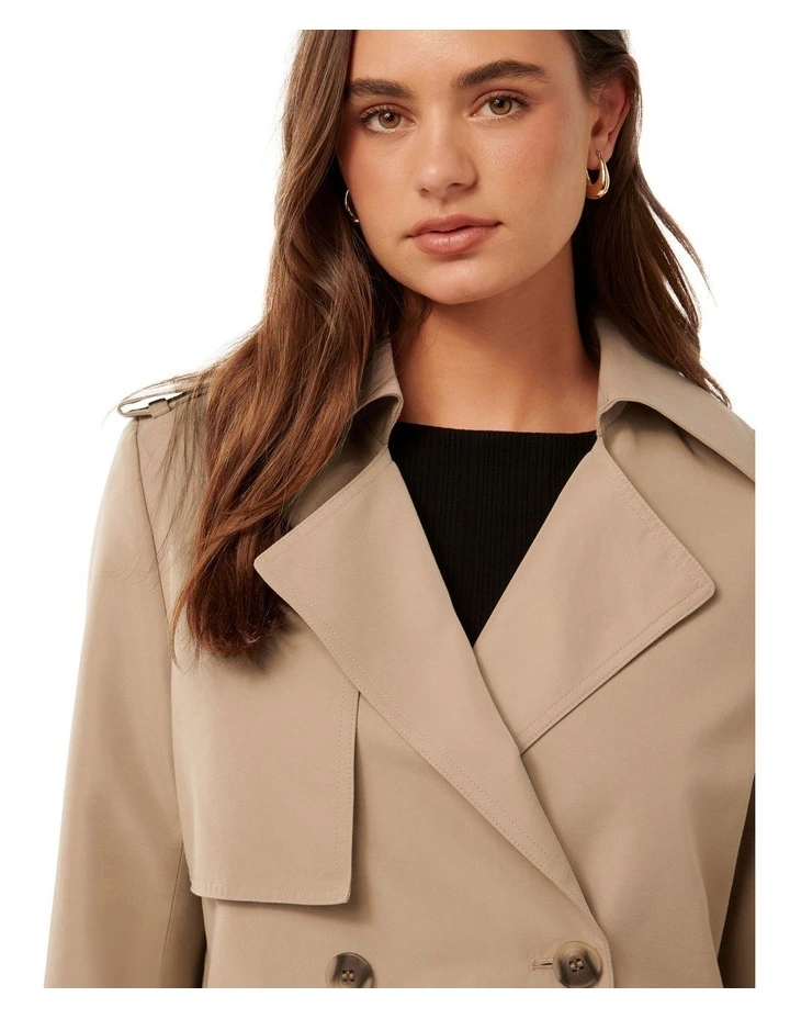 Ellie Cropped Trench Coat in Tan