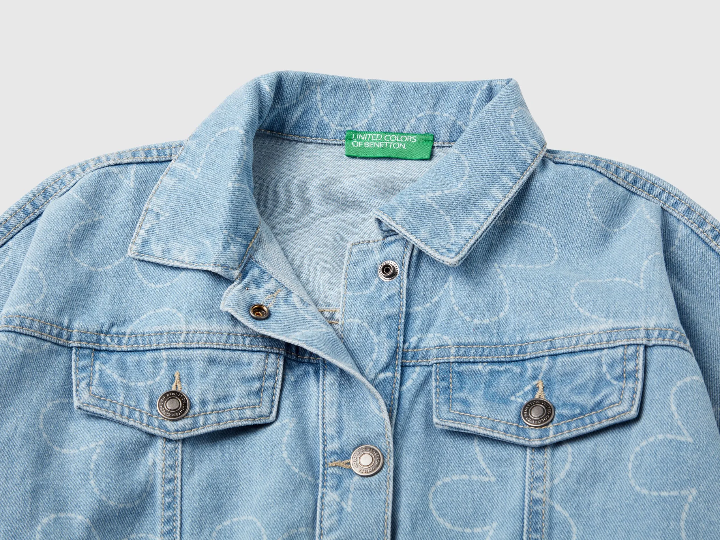 Jean jacket with flower print - Sky Blue | Benetton