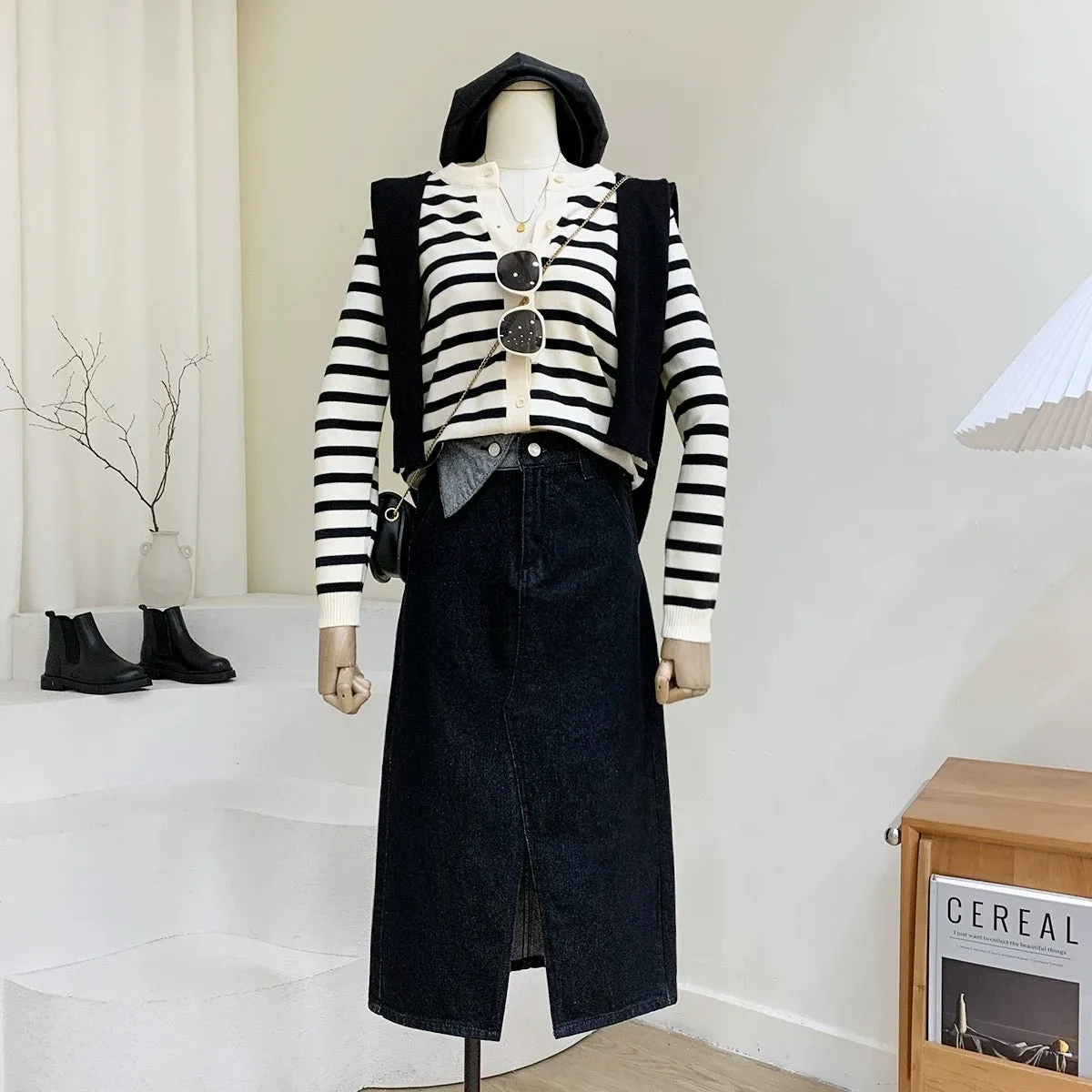Korean style classic round neck striped long-sleeved knitted cardigan women's autumn short style fashionable versatile sweater s