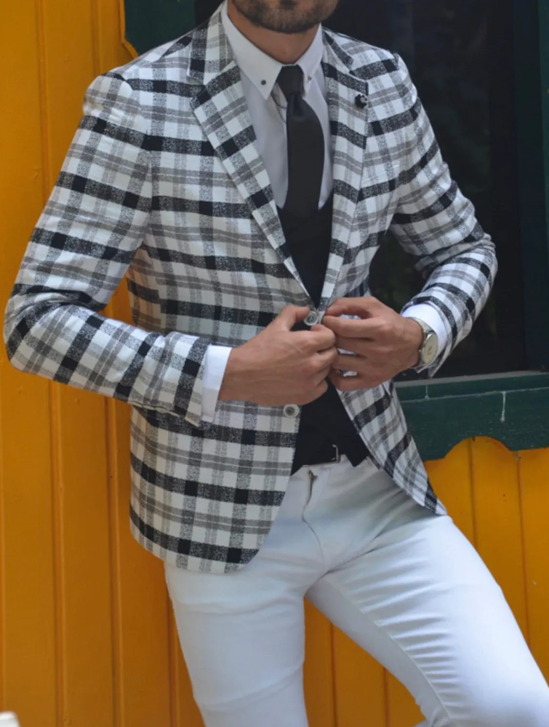 Skyesville Gray Slim Fit Plaid Suit