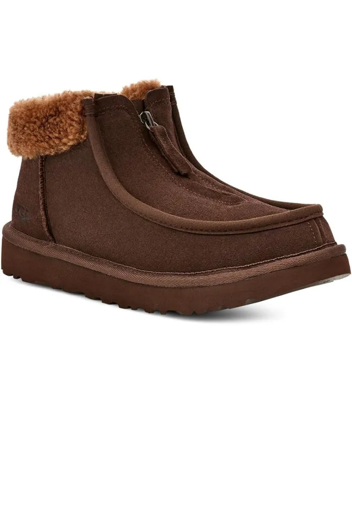 UGG FUNKARRA CABIN CUFF IN BURNDT CEDAR