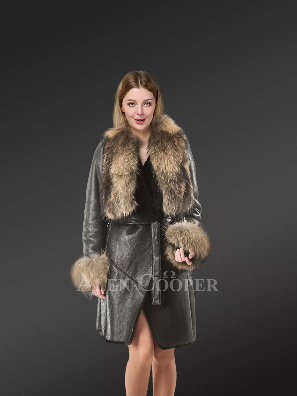 Women Fox Fur Coat in Black