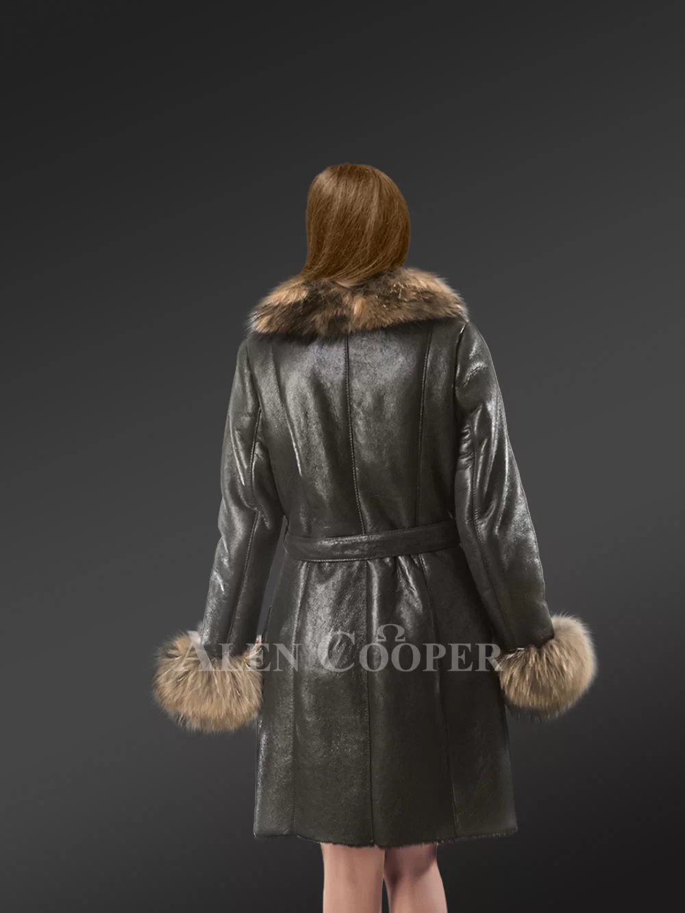 Women Fox Fur Coat in Black